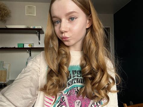 @liinaliiiss .